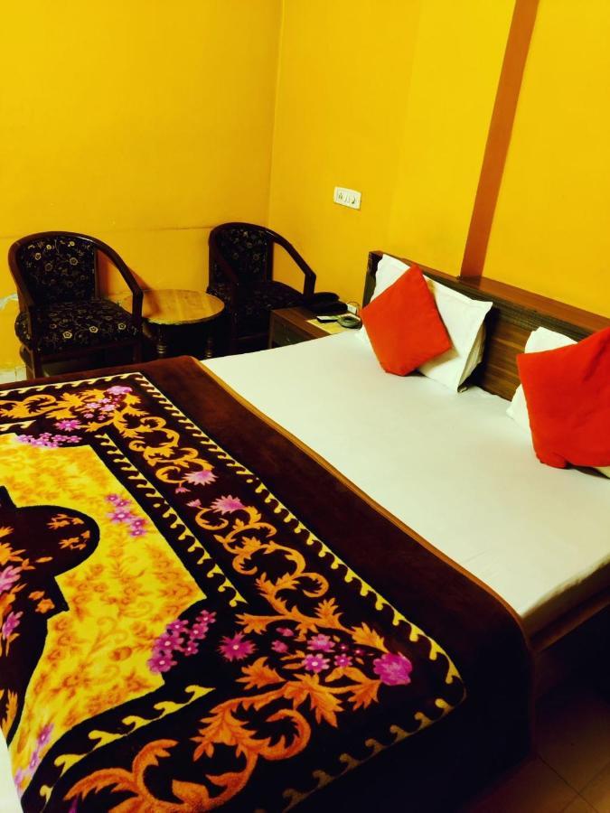 Hotel Novelty Jammu Εξωτερικό φωτογραφία