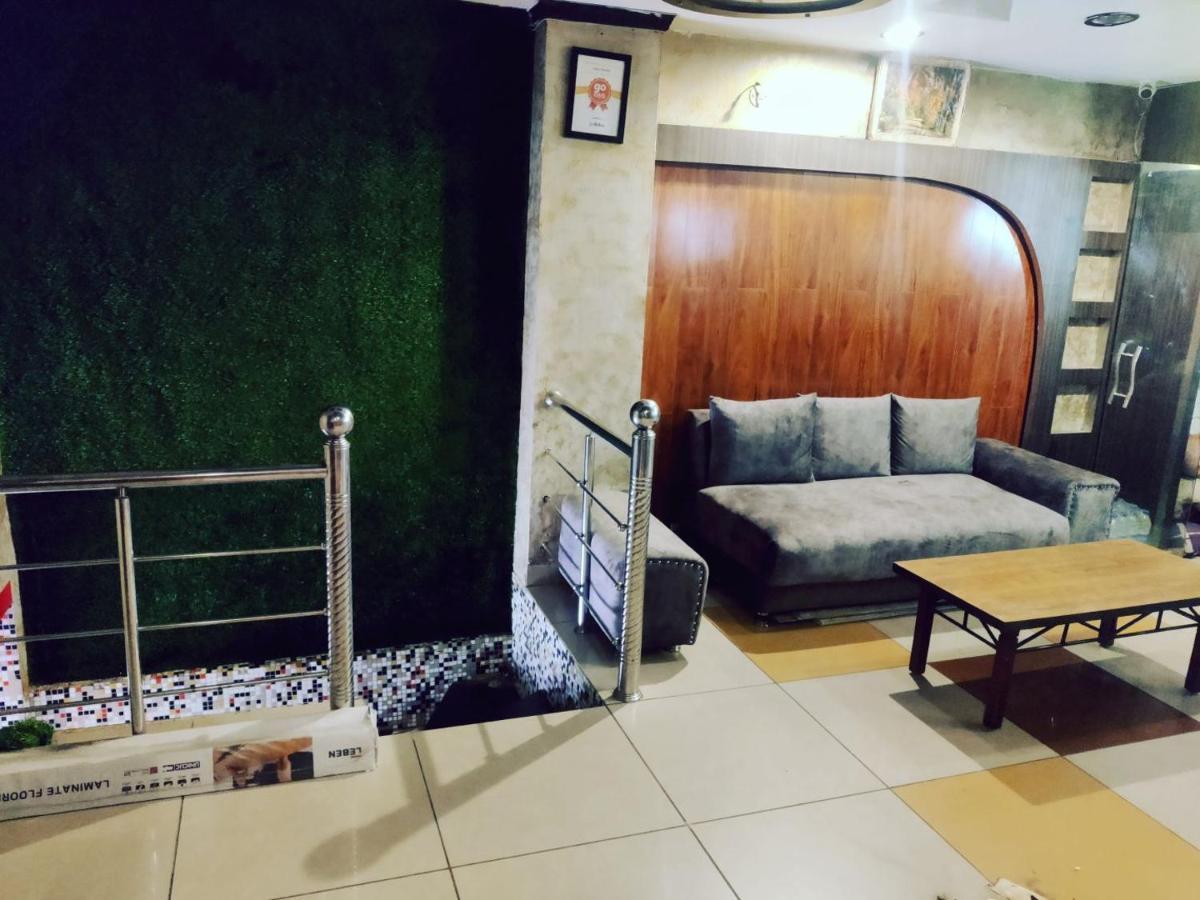 Hotel Novelty Jammu Εξωτερικό φωτογραφία