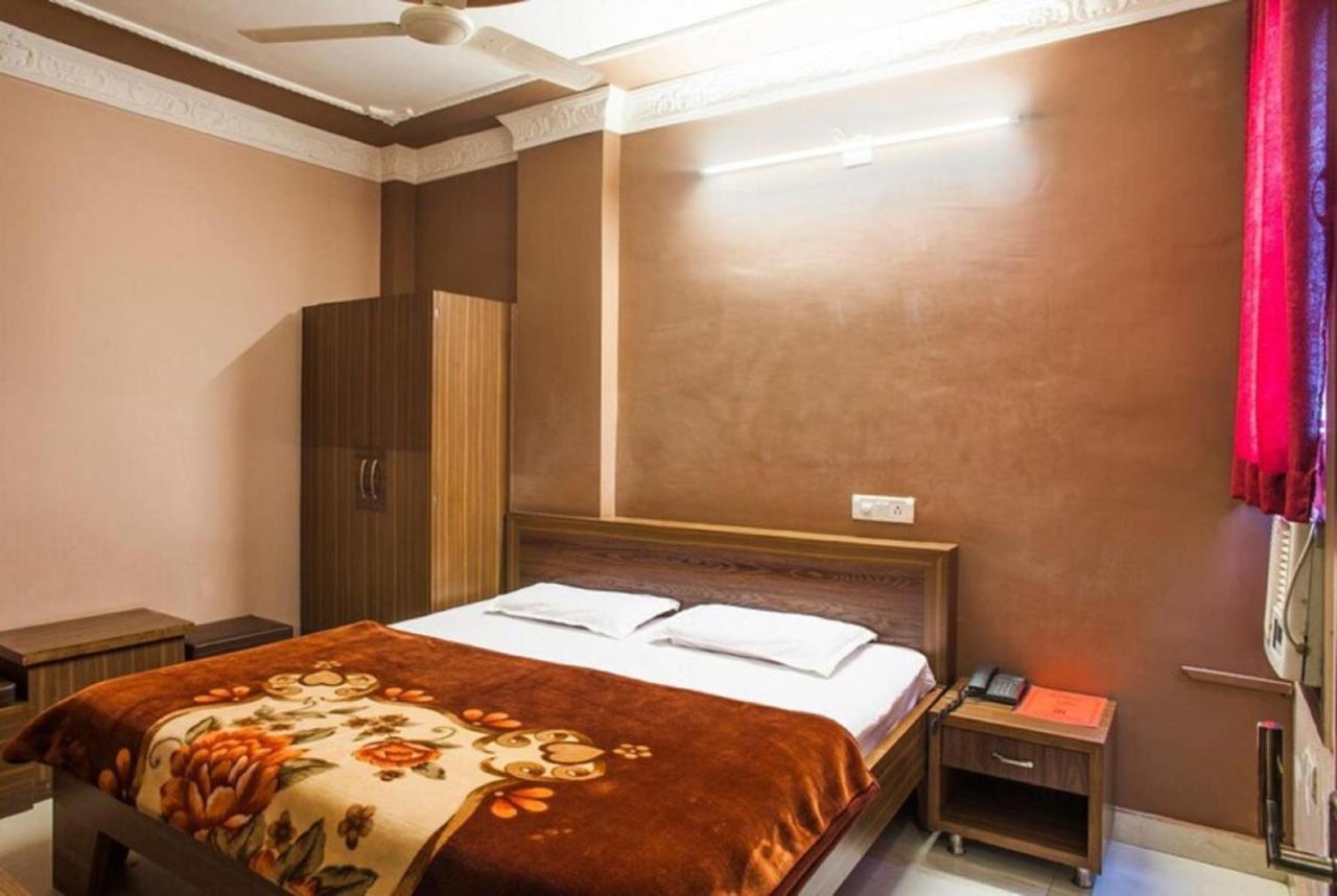 Hotel Novelty Jammu Εξωτερικό φωτογραφία